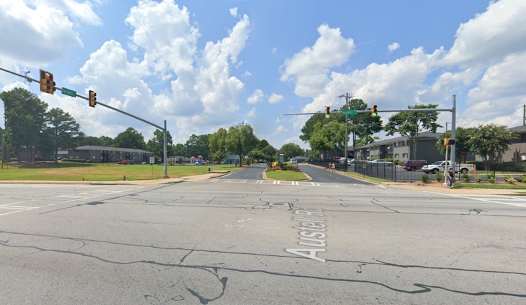 Two Juveniles Seriously Injured in Late-Night Collision in Cobb County