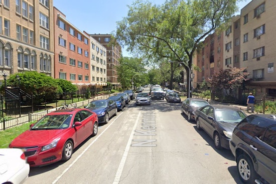 Two Men Wounded in Edgewater Shooting, Self-Transport to Chicago Hospital Amidst Police Investigation