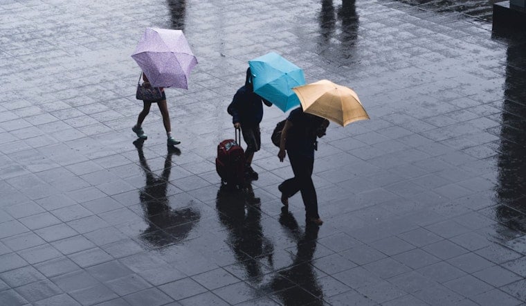 Umbrellas in Demand as Detroit Faces a Week of Unsettled Weather, Thunderstorms on Horizon