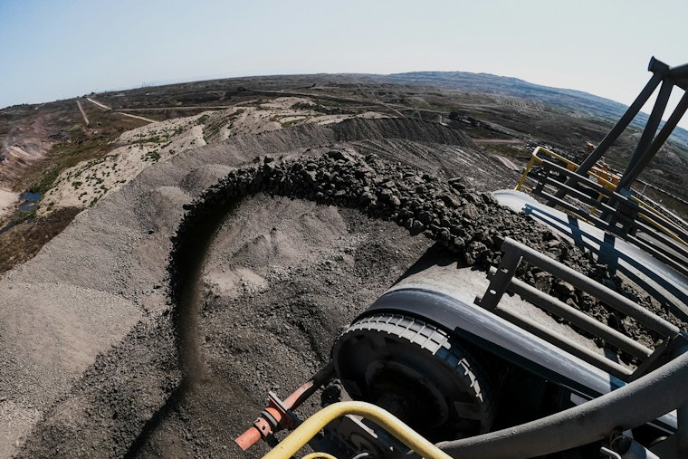 U.S. Defense Department Invests $20 Million into Accelerated Manganese Production at South32's Hermosa Project near Patagonia