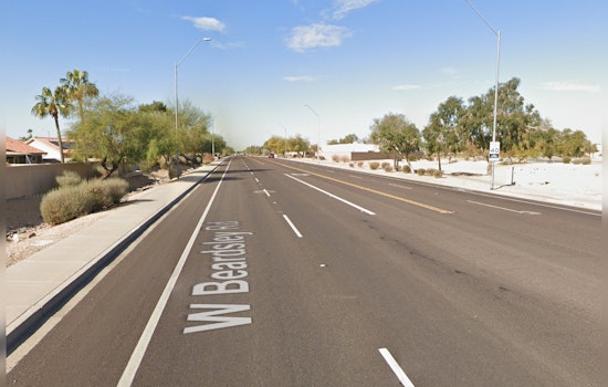 Vehicle Strikes Tree on 95th Avenue in Peoria, Leading to Road Closures and Serious Injuries