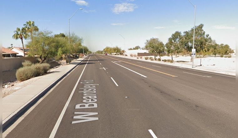 Vehicle Strikes Tree on 95th Avenue in Peoria, Leading to Road Closures and Serious Injuries
