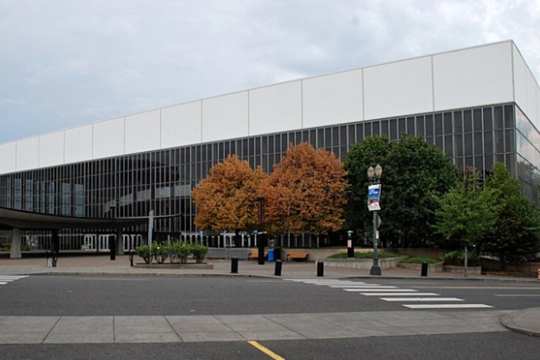 Veterans Memorial Coliseum Faces Potential Transformation as Portland Considers Land Use Proposal