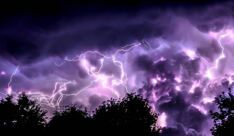 Washington D.C. Braces for Showers and Coastal Flooding, Weather Service Advises Caution