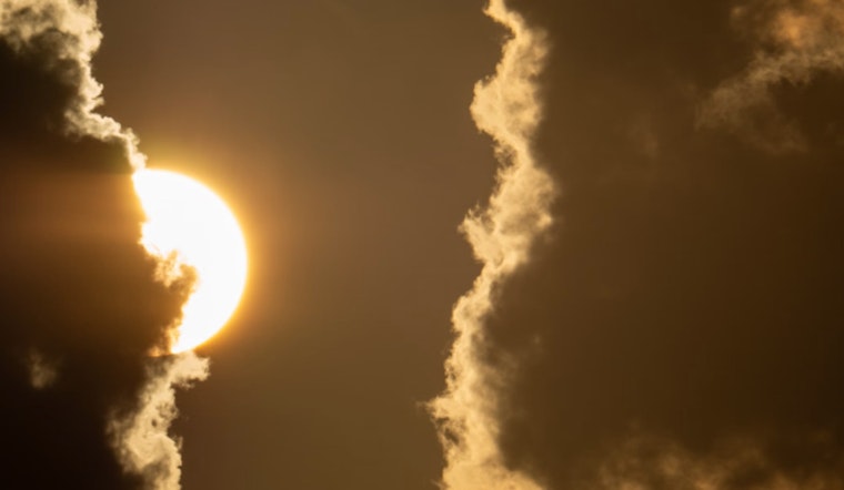 Washington D.C. Braces for Week of Sun and Storms, Memorial Day Plans May Need Adjusting