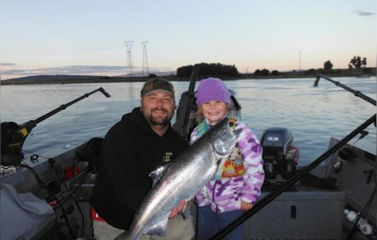 Washington's Deep River Spring Chinook Fishing Season Extended, Rules Aligned with Columbia River Policy