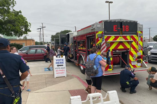 White Settlement First Responders Bond with Youngsters at Community Library Safety Event