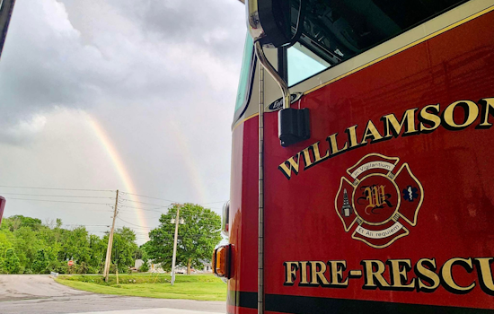 Williamson County Firefighters Extinguish House Fire Sparked by Faulty Bathroom Fan in Grassland