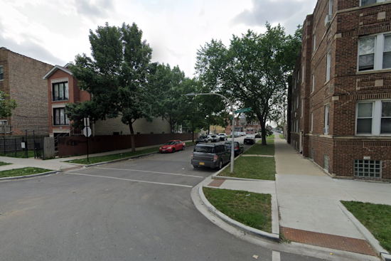 19-Year-Old Woman Critically Injured in Daylight Robbery Shooting in Chicago's Lawndale