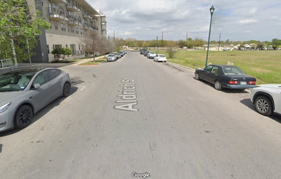 APD SWAT Teams Deployed Near Mueller Neighborhood in Austin, Residents Urged to Avoid Area