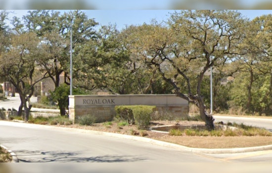 Atascosa County Deputy Fatally Shoots Knife-Wielding Man Amid Domestic Disturbance Call