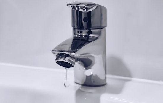 Atlanta Grapples with Water Crisis Fallout, Mayor Seeks U.S. Army Corps' Aid Amidst Resident Dissatisfaction