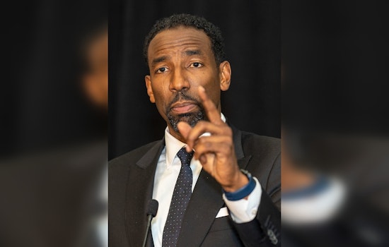 Atlanta Mayor Andre Dickens Calls for Pause on MARTA Five Points Station Redevelopment