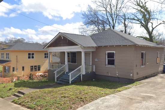 Atlanta Neighborhood Stunned by Early Morning Homicide Following Residential Burglary on Thurmand St