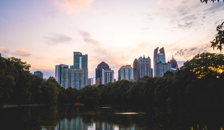 Atlanta's Week Ahead: A Meteorological Mix of Sunshine and Sporadic Storms