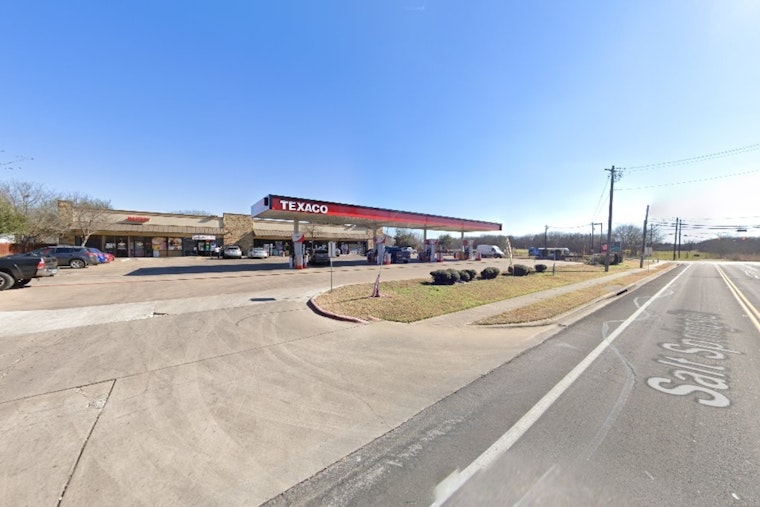 Austin Business Owner Hosts Event to Rebuild Community After SWAT Standoff at Saxx's Tacos