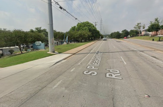 Austin Police Investigating After Two Dead, One Injured in Southeast Austin Shooting