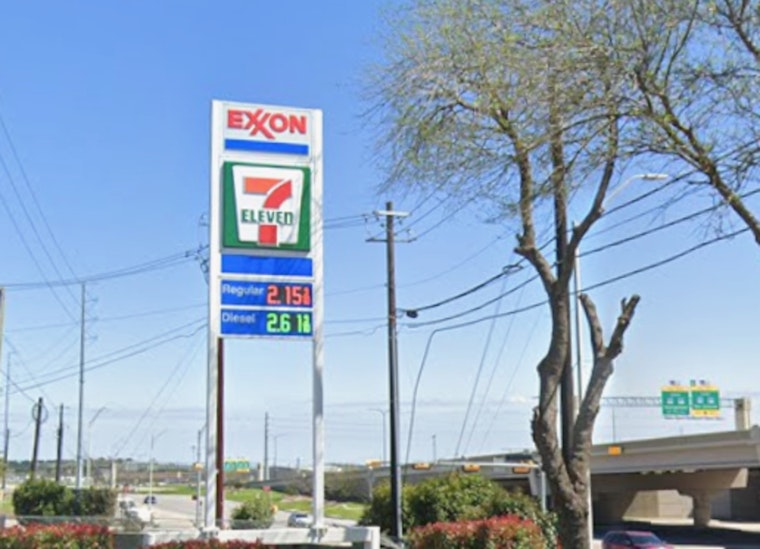 Austin Resident Strikes Luck with $1 Million Powerball Ticket at Local 7-Eleven