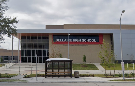 Bellaire High School Yearbook Page Sparks Outcry Over Lack of Balanced Israeli-Palestinian Conflict Perspective