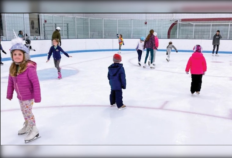 Bloomington Ice Garden Beckons Party-Goers with Private Ice Time and Skating Classes This Fall