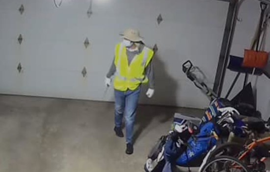 Bloomington Police Seek Help to Identify Suspects Posing as Service Workers in Daytime Burglary