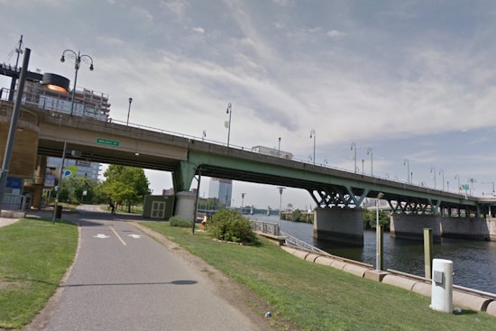 Body of Unidentified Man Recovered from Schuylkill River Near Walnut Street, Philadelphia Police Investigating