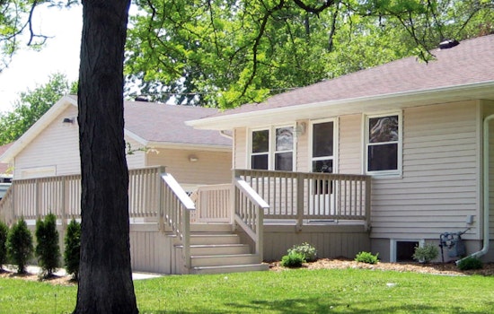 Brooklyn Park Hosts Engaging HOA Workshop at City Hall with Free Meals and Expert Advice
