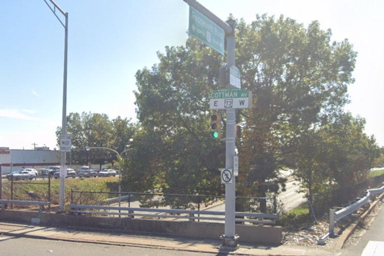 "Cenrtal" Snafu, Philadelphia Road Sign's Typo Turns Heads on Interstate 95