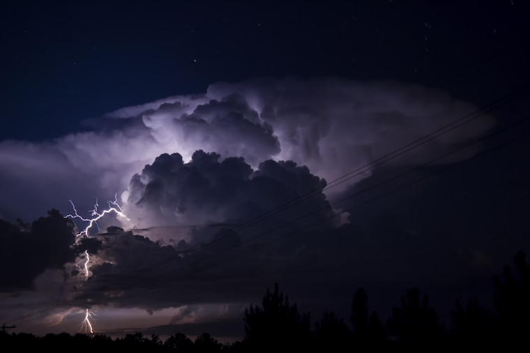 Chicago Braces for Weather Whiplash, Rain, Thunderstorms, and Sunshine on the Horizon