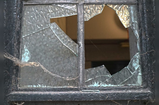 Chicago Police Alert Businesses About Rash of Overnight Burglaries in 8th and 9th Districts