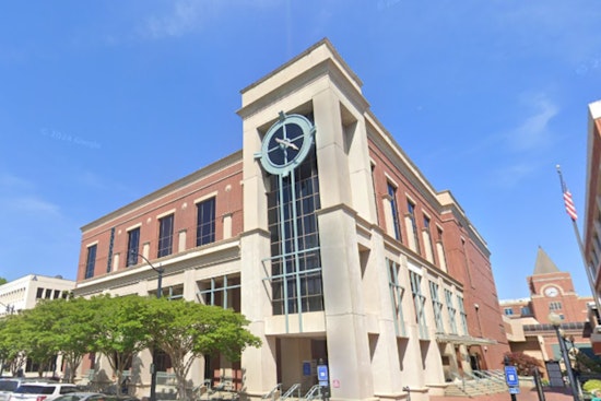 Cobb County State Court Jurors in Hold Pattern With Delayed Instructions, Asked to Stand By for Further Directions