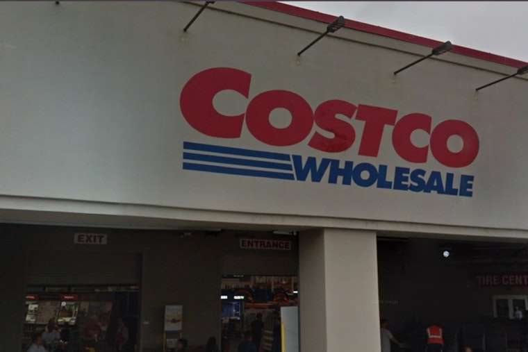 Costco Issues Recall for Tillamook Cheese Twin-Pack Over Potential Plastic Contamination in Northwestern U.S.