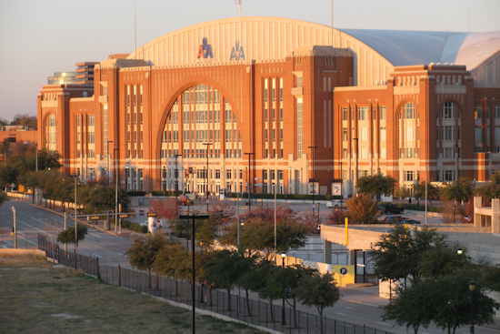 Dallas and Boston Mayors Spice Up NBA Finals with Culinary Wager: BBQ vs. Seafood on the Line
