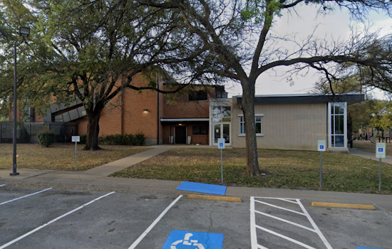 Dallas Heats Up with Summer Arts Residencies Bringing Creative Workshops to Local Neighborhoods