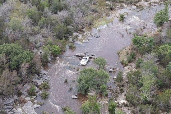 Daring Rescue in Burnet County, Agencies Join Forces to Save Group from Floodwaters in Texas