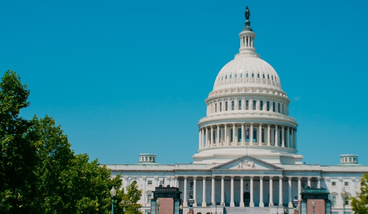 D.C. Welcomes Warm Weekend with Sunny Skies, NWS Forecasts Light Winds and Rising Temps