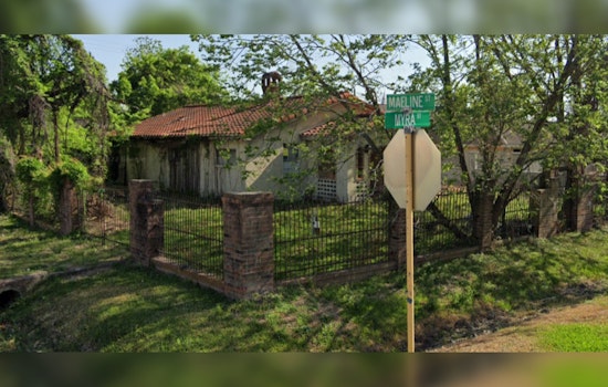 Decomposed Body Found in Abandoned Home Sparks Investigation in North Harris County