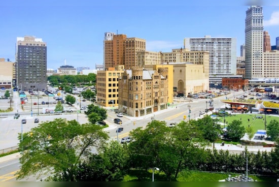 Detroit Embraces Summer Heatwave with Sunny Skies and Soaring Temperatures