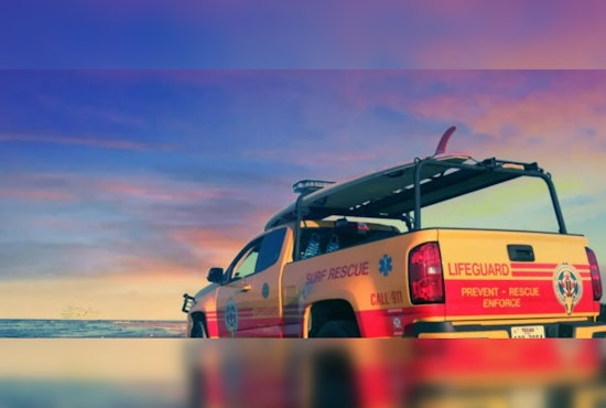 Dickinson Woman, 20, Tragically Drowns in Galveston Near Rock Jetty Amid Concerns Over Rip Current Safety
