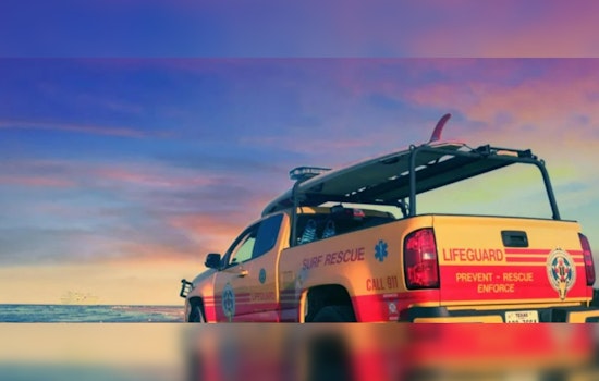 Dickinson Woman, 20, Tragically Drowns in Galveston Near Rock Jetty Amid Concerns Over Rip Current Safety
