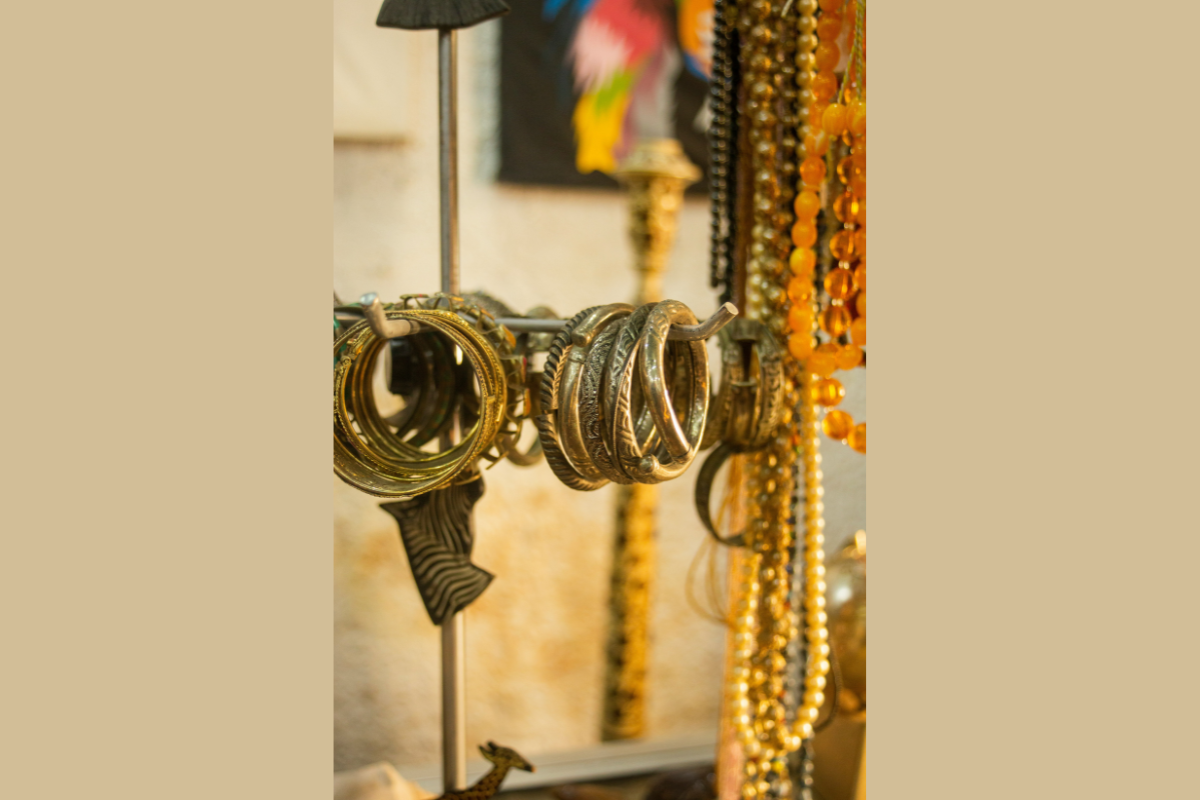 Discover the Unusual, Orlando Oddities and Curiosities Market Descends