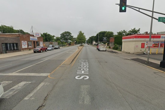 Double Homicide Investigation Underway in Chicago's West Pullman Neighborhood After Two Men Found Dead