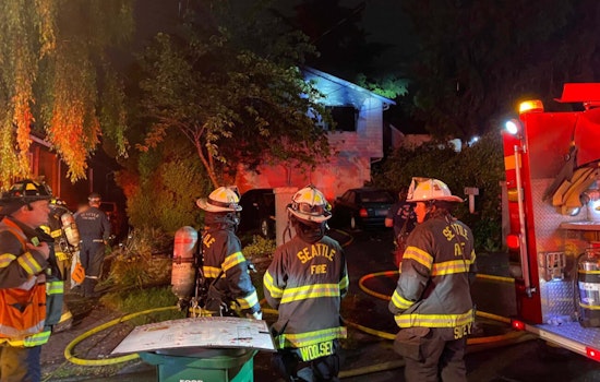 Elderly Man in Critical Condition After Being Rescued from Seattle House Fire