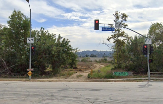Explosion at Los Angeles Homeless Encampment Injures 11 Firefighters, LAFD Halts Brush Fire in Sepulveda Basin