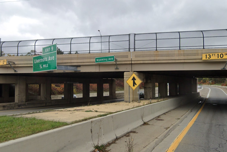 Fatal Car Crash on Detroit's Lodge Freeway: Driver Dies Hitting Bridge Pillar