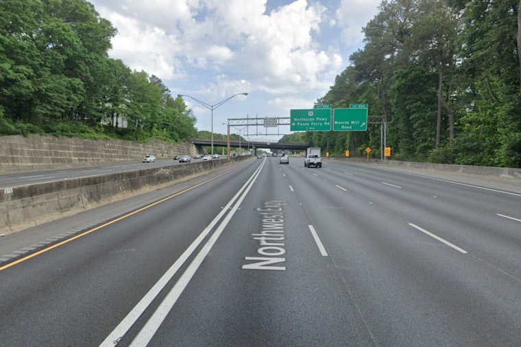 Fatal High-Speed Crash on I-75 in Atlanta Claims Life, Leaves One Injured
