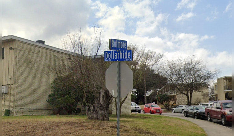 Fire Crews Extinguish Blaze at South East Side Apartment Complex in San Antonio, No Injuries Reported