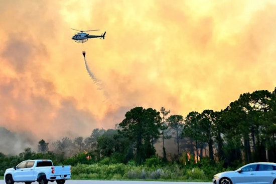 Firefighters Subdue 100-Acre Blaze Near Palm City, Evacuations Lifted and Roads Reopen