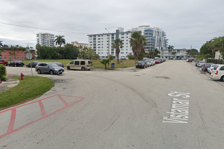 Fort Lauderdale's Central Beach Area Faces 2-Week Sewer Repair Delays on Vistamar Street