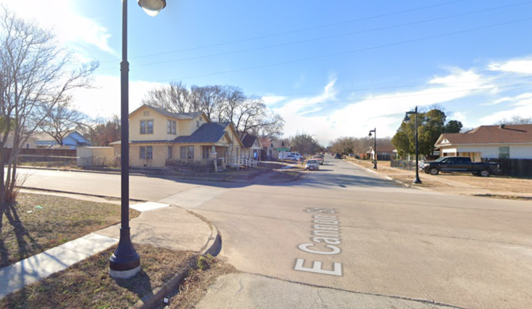 Fort Worth Firefighters Injured Battling Intense East Cannon Street House Blaze